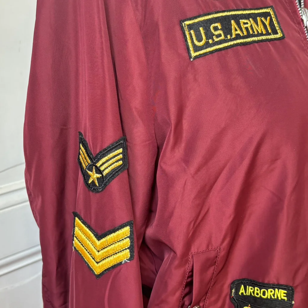 🌸 Bomber reversível bordô / rosa Estilo US
Army - Tamanho 42 – photo 5